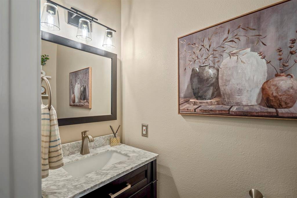 Half Bath off entry hallway
