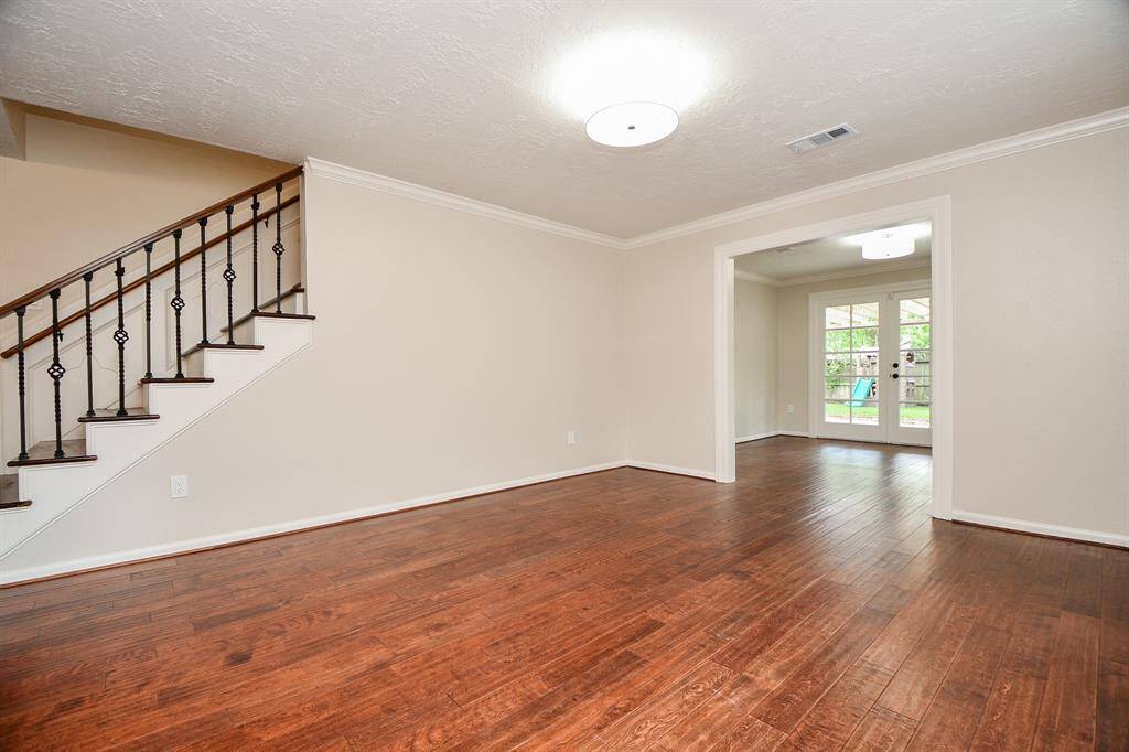 With plenty of space for your dining buffet or hutch.