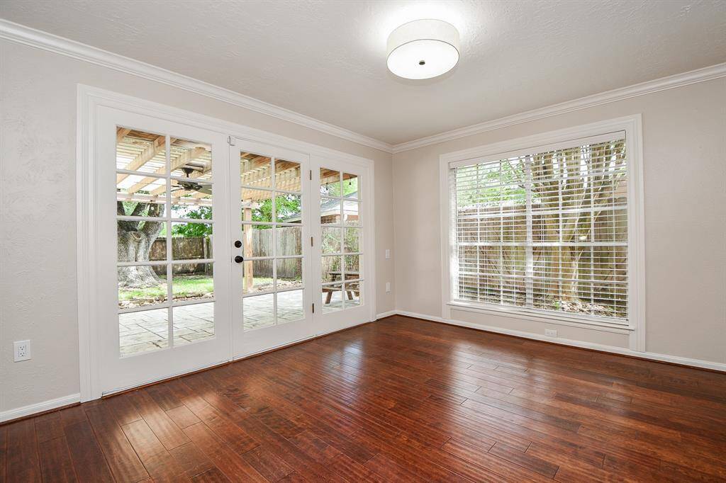 Plenty of natural light with direct access to the backyard.