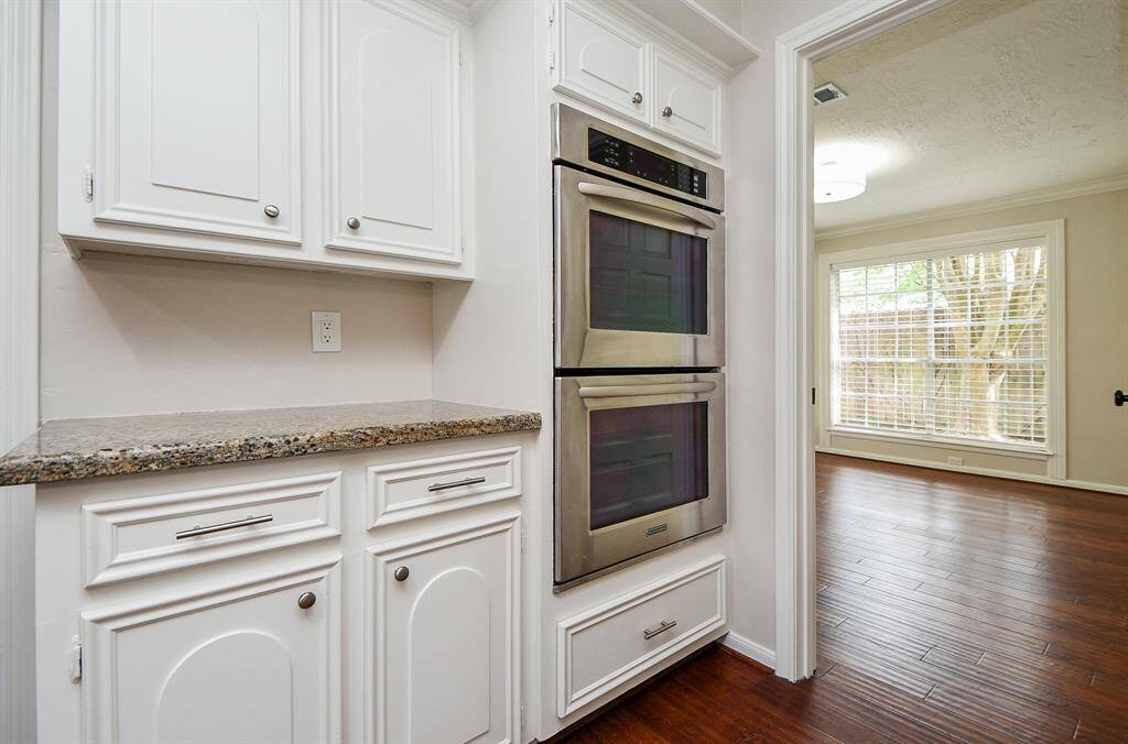 Stainless steel double ovens.