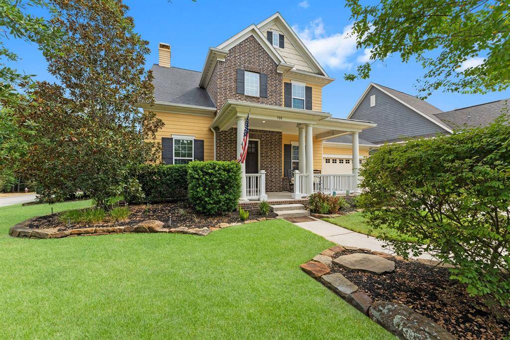 Large corner lot
