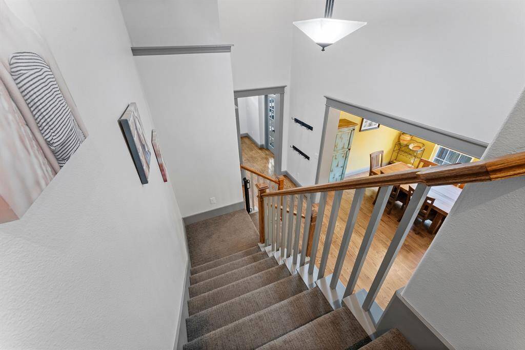This home offers tall ceilings.
