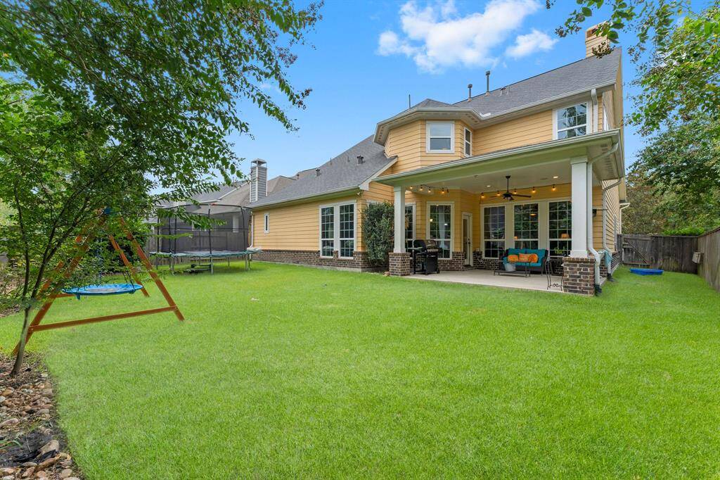 Good sized corner lot back yard.