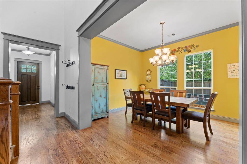 Dining room with easy access to the kitchen