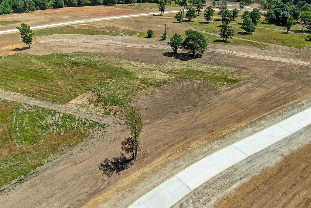 The minimum allowable interior square feet of a one-story home will be 4,500 and 5,000 sq. ft. for a two-story home.