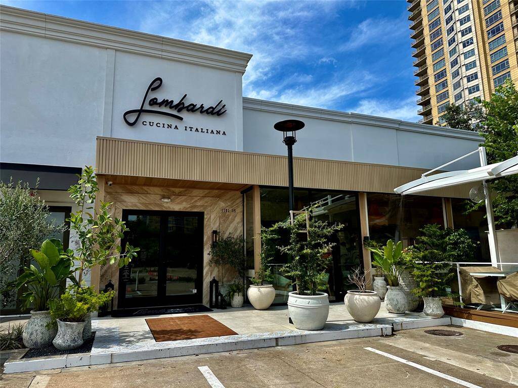 Uptown Park fine dining