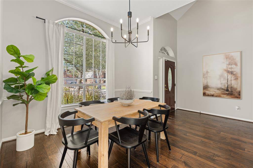 Formal dining or enclose and make your office!