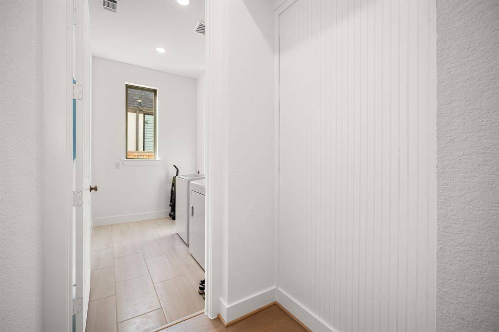 Entry into the oversized utility room!