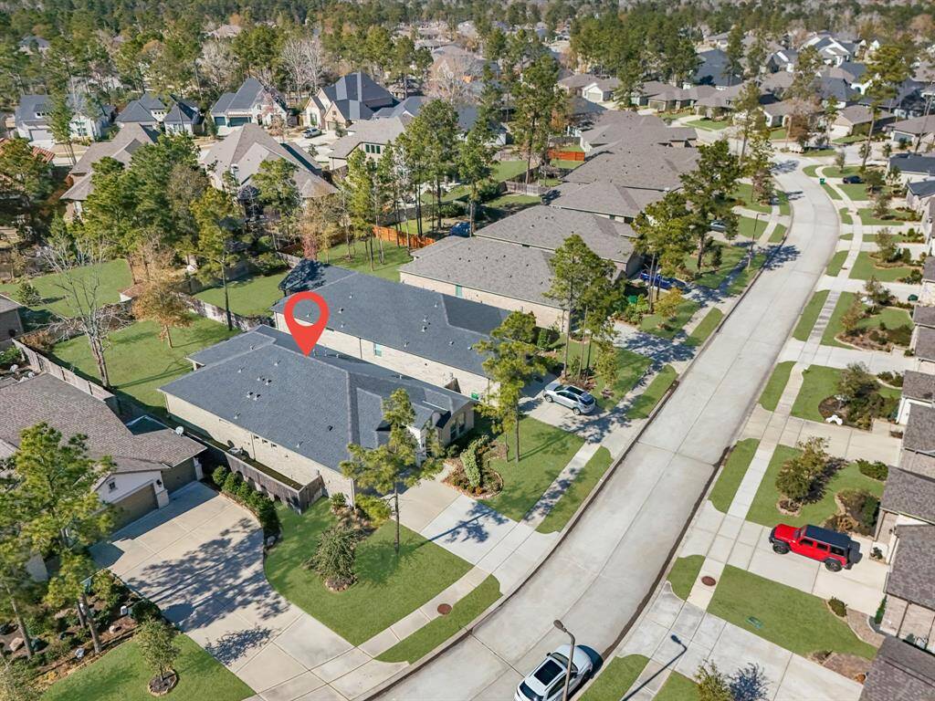 Bonterra amenities: pool, water aerobics, firepit, grills, walking trails, planned social activities and spacious clubhouse just for resident use including gym and classes.