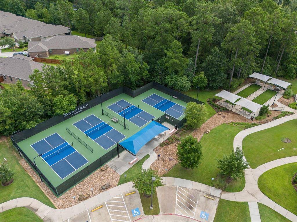 Bonterra amenities-pickle ball, bocce ball and walking trails-right by the clubhouse