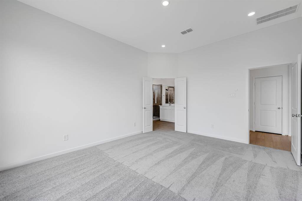 21911 Wycombe Terrace Way ~ Ready Now