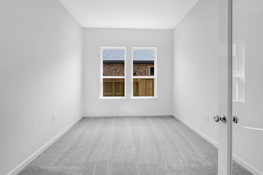 21911 Wycombe Terrace Way ~ Ready Now