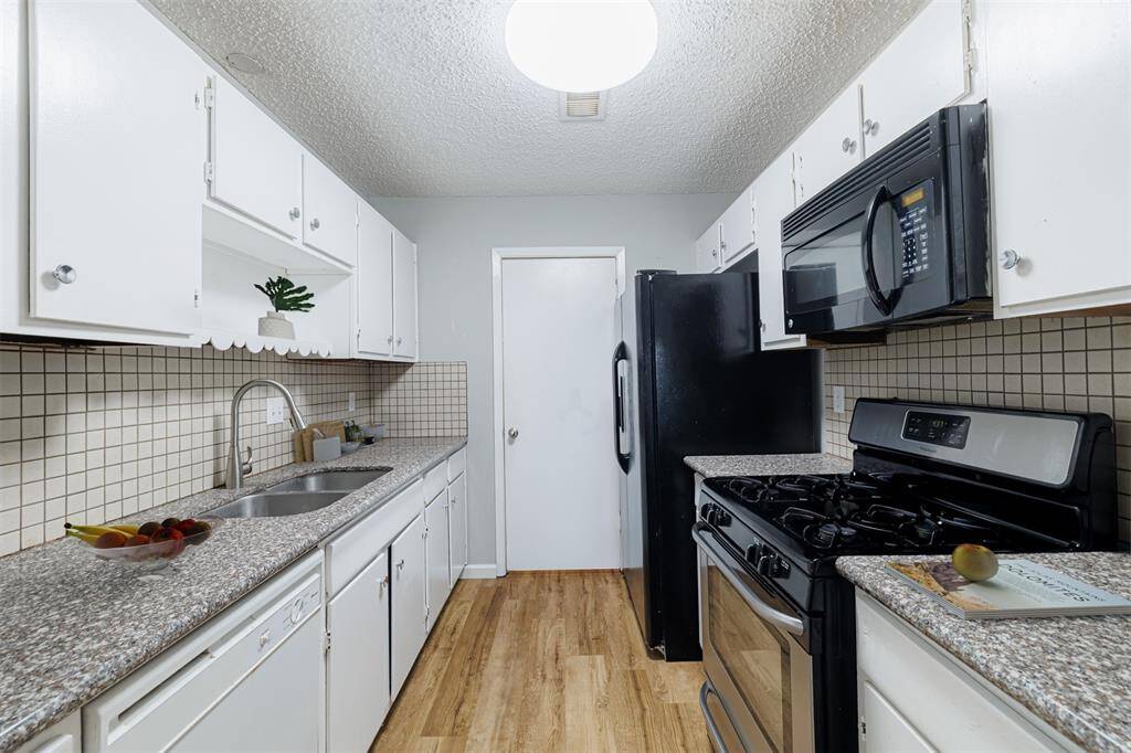 kitchen...refrigerator included