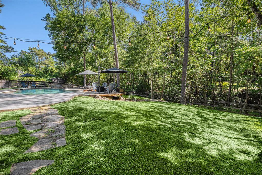 Tons of extra green space and shade from the amazing trees.