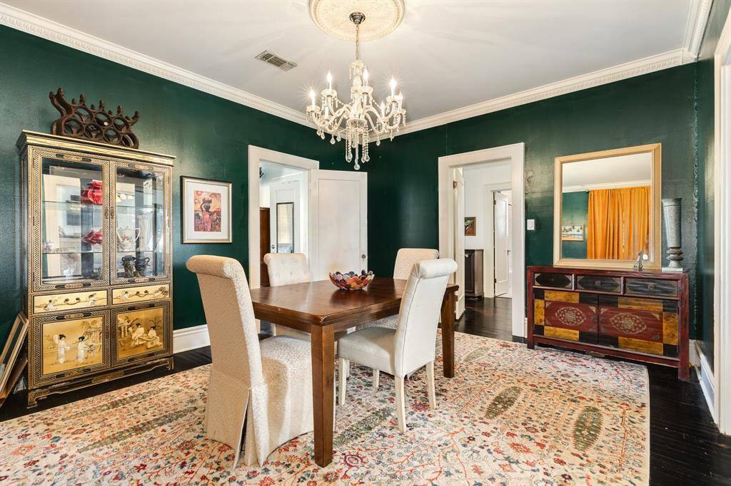 Dining room