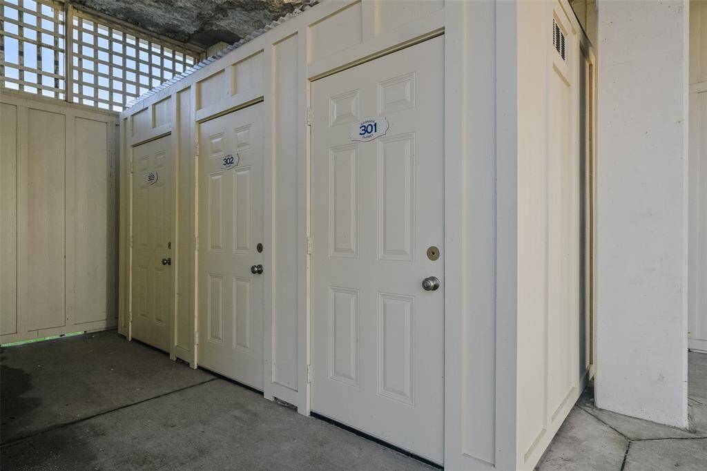 Each unit comes with a locking storage locker for all of those beach toys. No need to lug everything up to your condo!