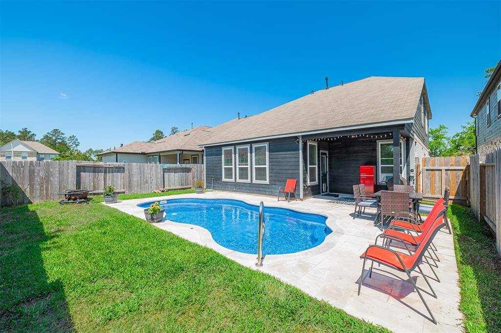 Fiberglass/Saltwater pool