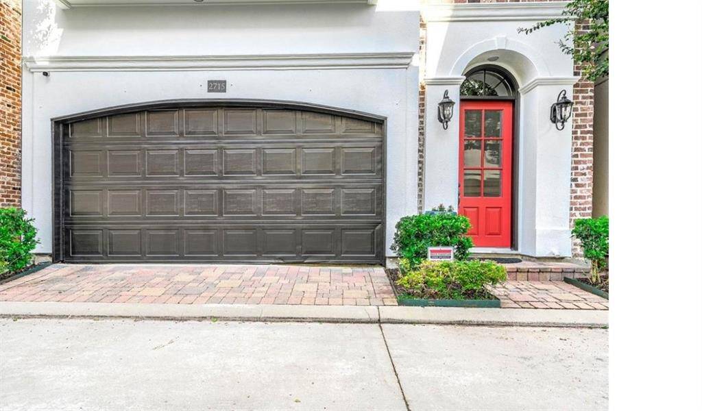 Secure and spacious – your two-car garage in a private, gated community for the ultimate peace of mind.