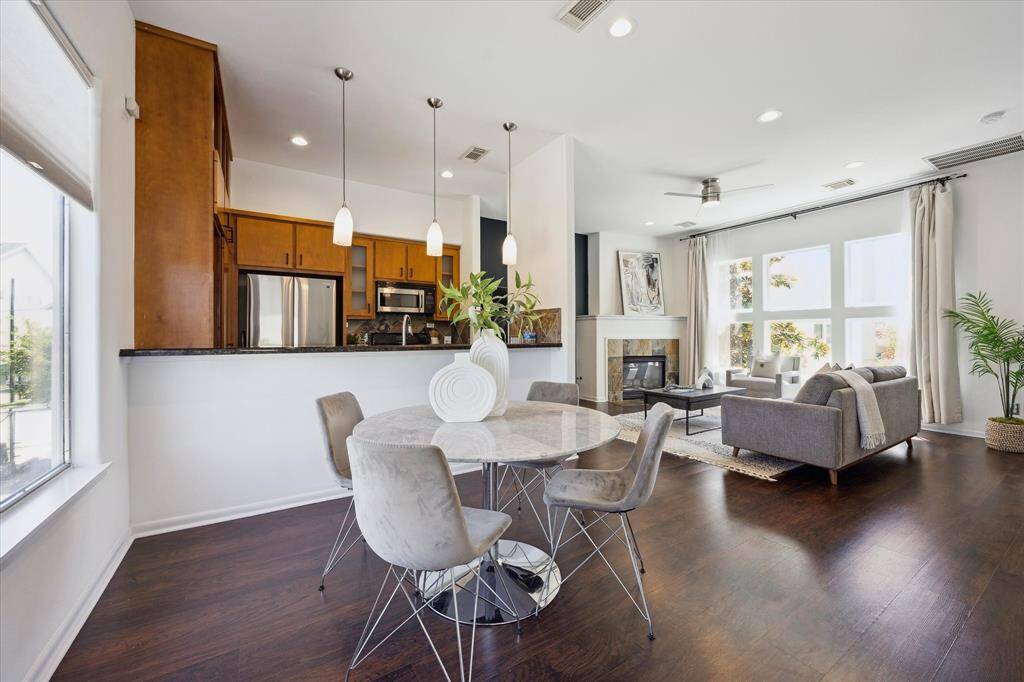 From Wednesday night lasagna to Saturday morning pancakes, this cozy dining area is made for real life. Sunlight pours through the windows, creating a cheerful spot to gather, share stories, and enjoy the simple pleasures of home.