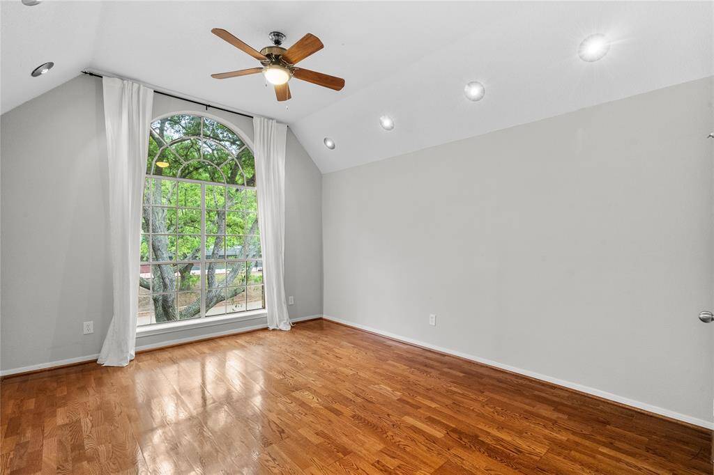 View fromlook of the back of the home