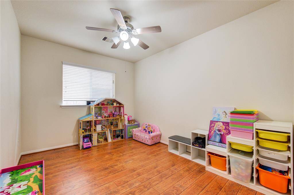 Bedroom2