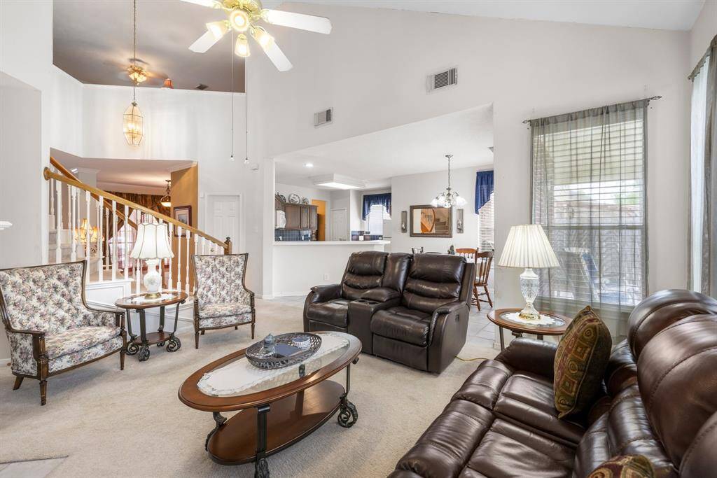 FAMILY ROOM - Tall ceiling makes this room feel even more spacious.
