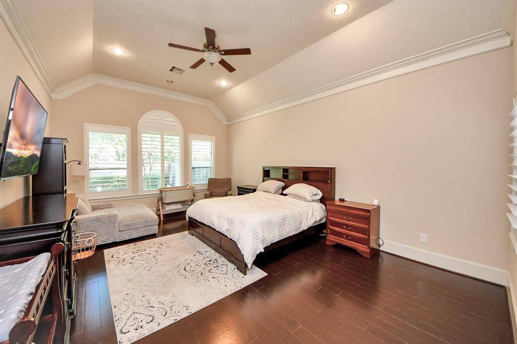 MASTER SUITE