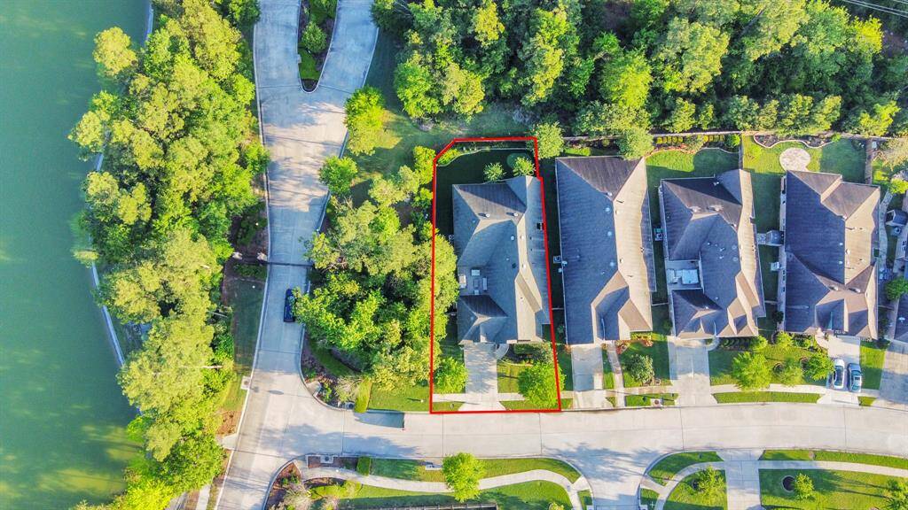 ARIEL VIEW- CORNER LOT