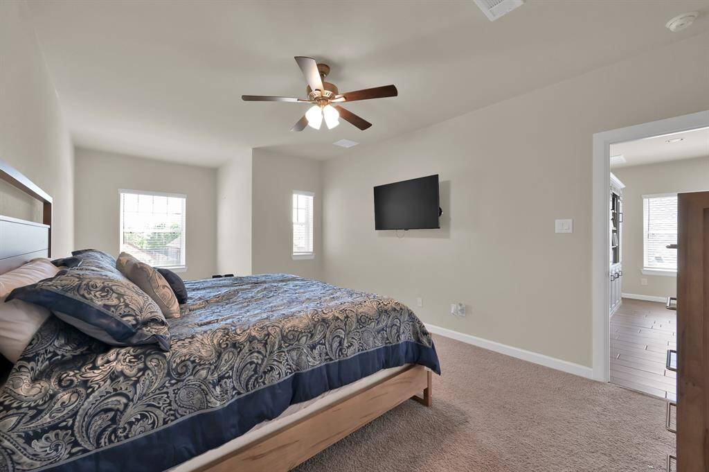 Alternate view of Bedroom 3.