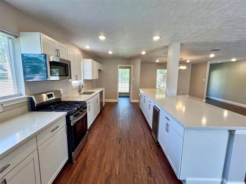 Lots of counter space and storage