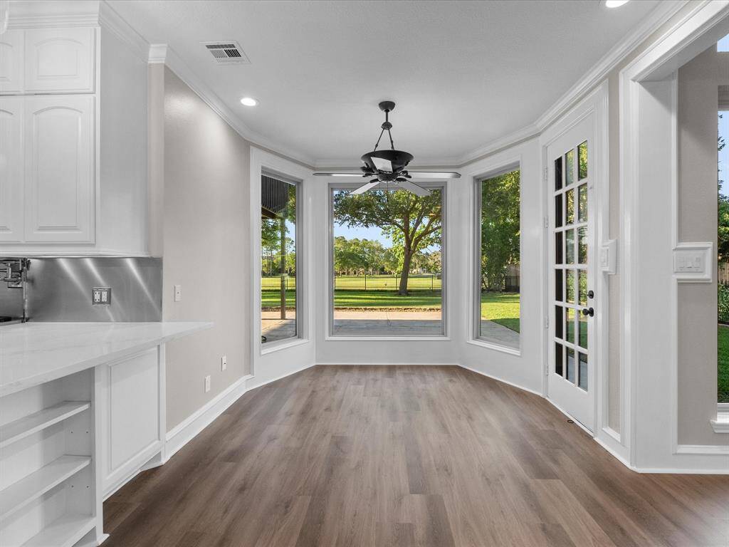 Perfect Breakfast Area for Morning Coffee Overlooking the Golf Course