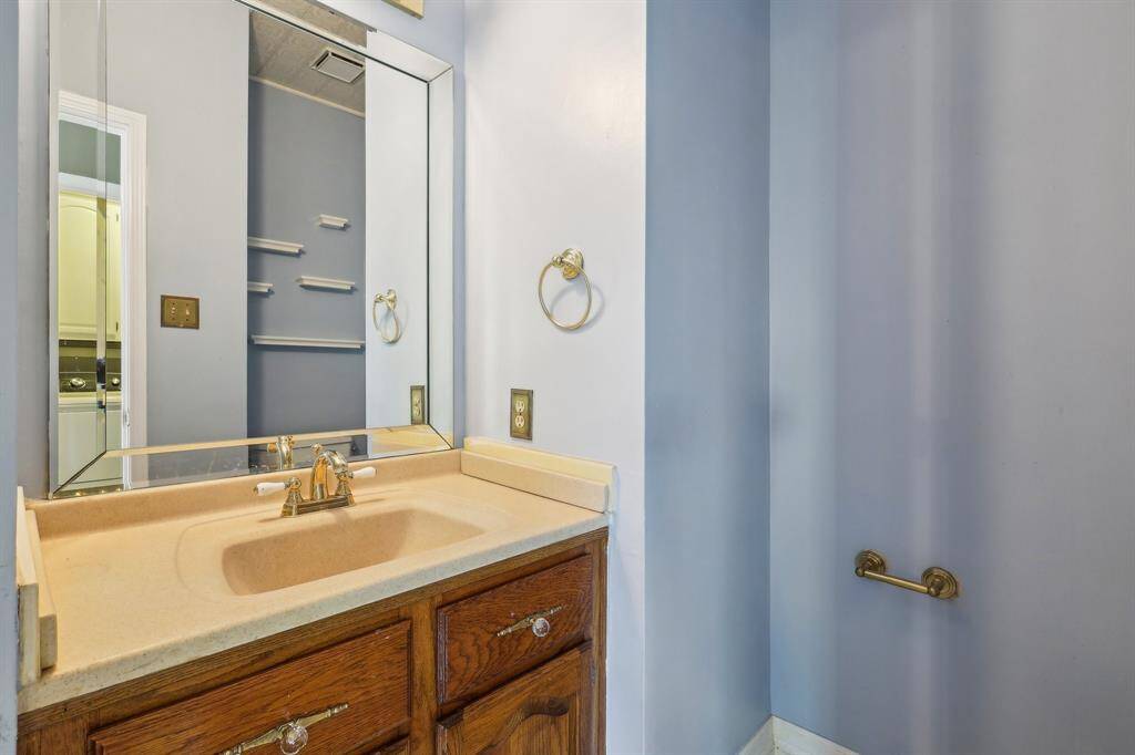 Downstairs Bathroom