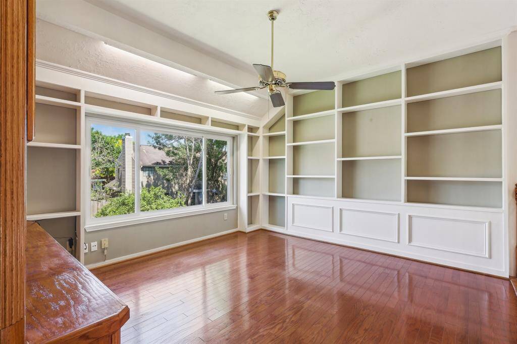 Upstairs Study/Office