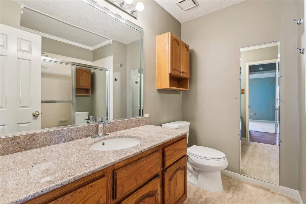 Upstairs Bathroom