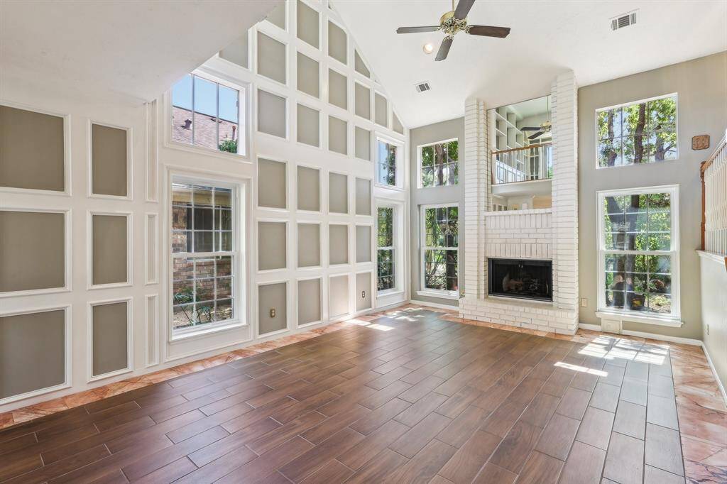 Main Living & Fireplace