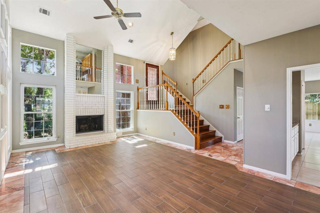 Main Living & Foyer