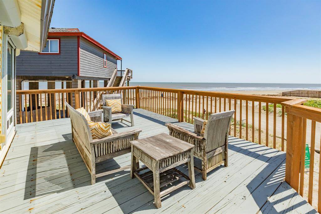Lots of room on the top deck for friends and family.  You never can get enough of this view and the cool gulf breezes.