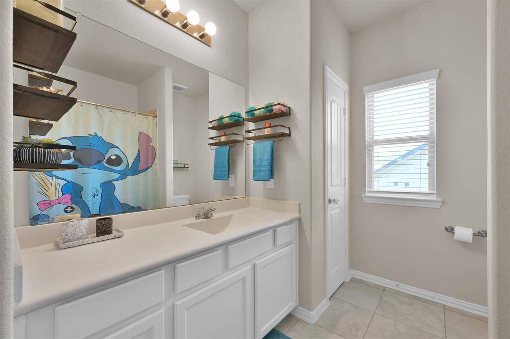 Full Bathroom on 2nd Floor