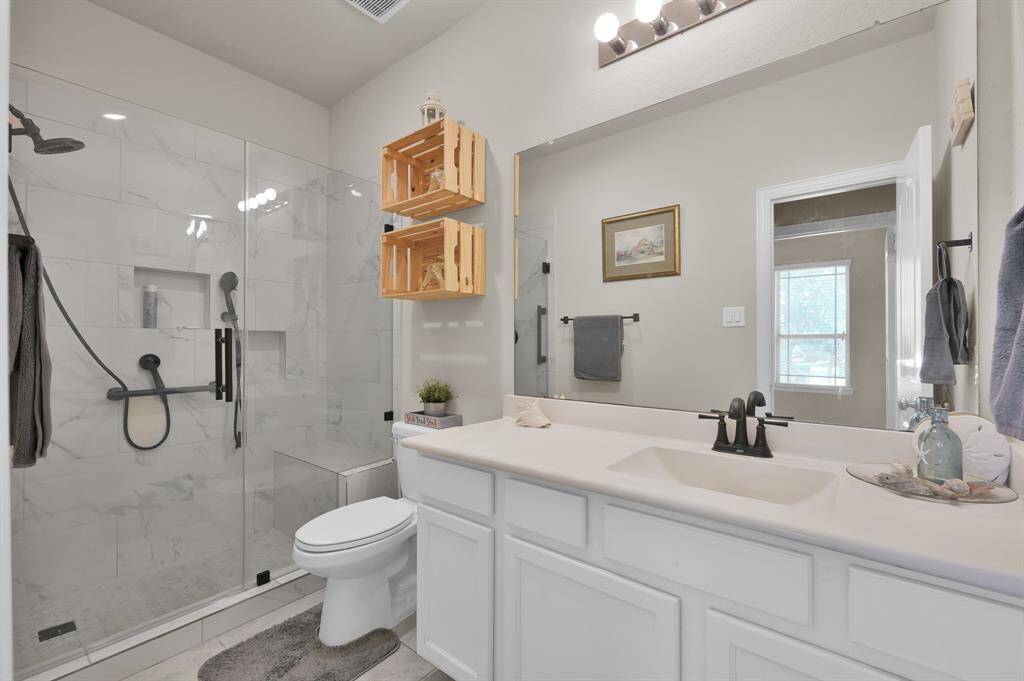 Full Bath at Front of House