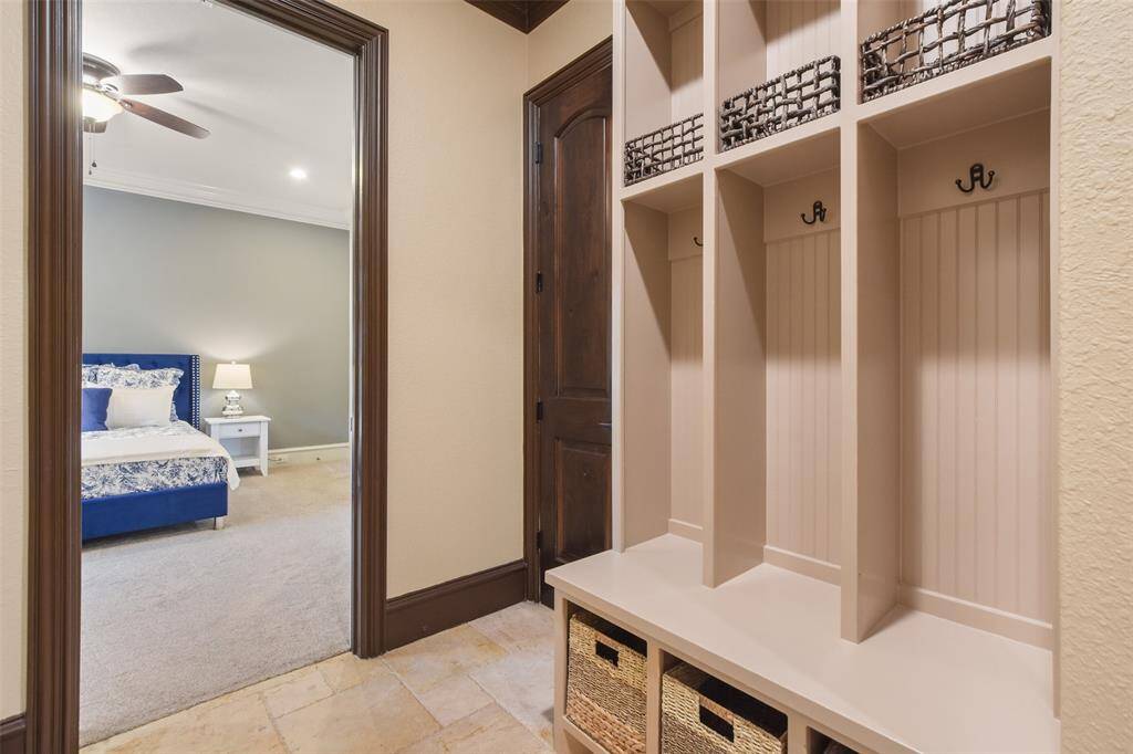 MUD nook located on the 1st floor.