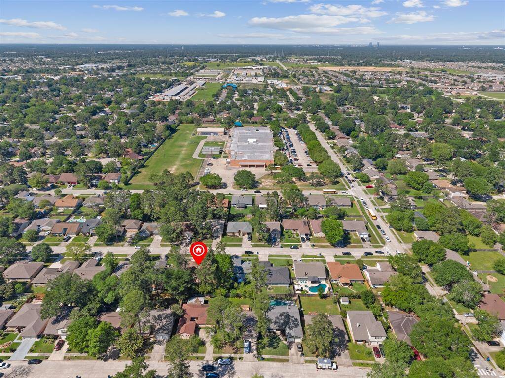 Located just blocks from Roth Elementary and Klein Collins HS in Klein ISD.