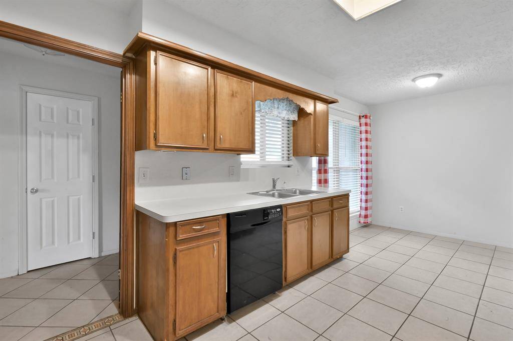 Another kitchen view