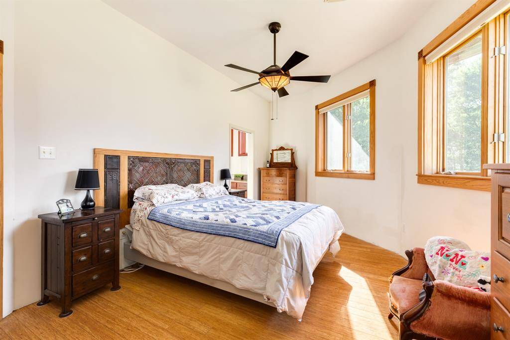 Primary bedroom (downstairs)