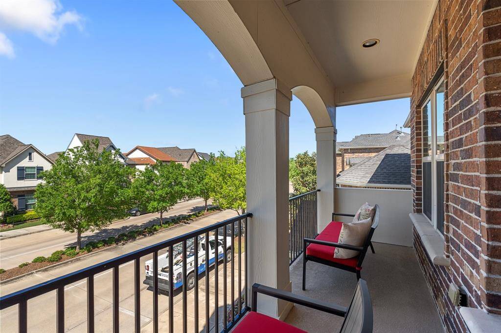 Balcony off upstairs game room.