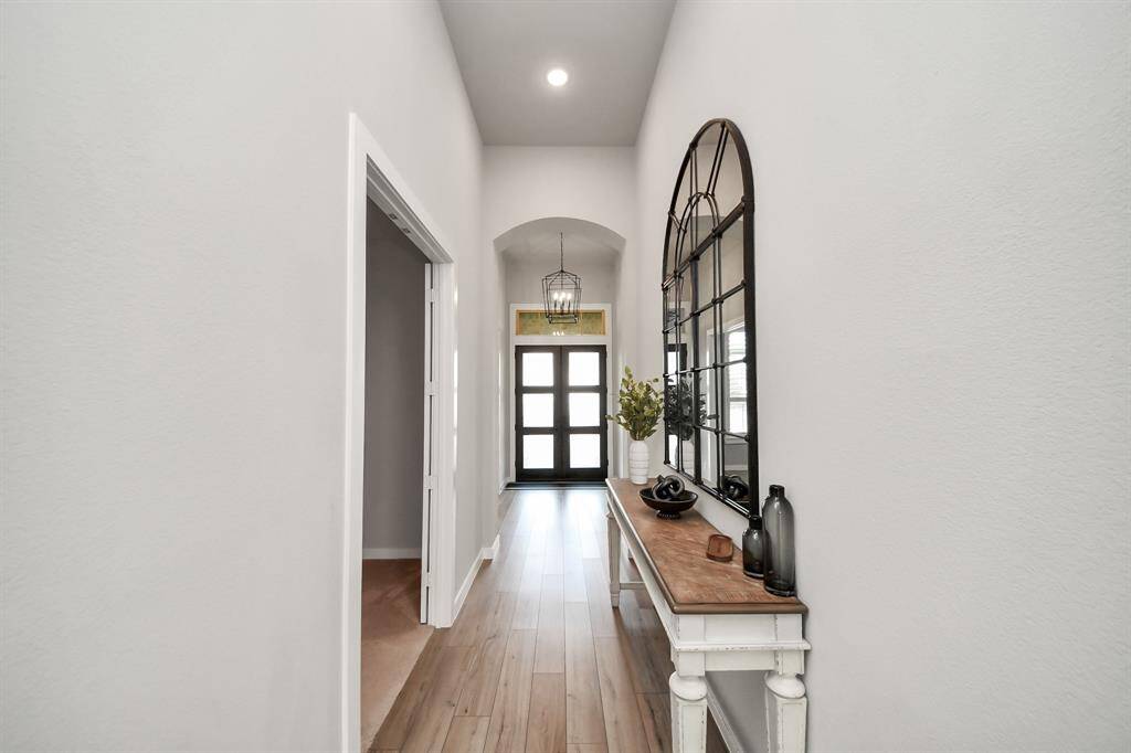 Front Double Door Keyless entry