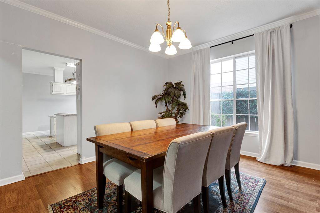Formal dining room