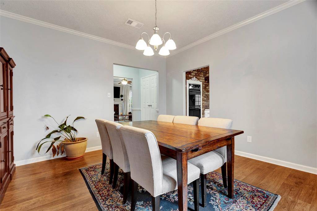 Formal dining room