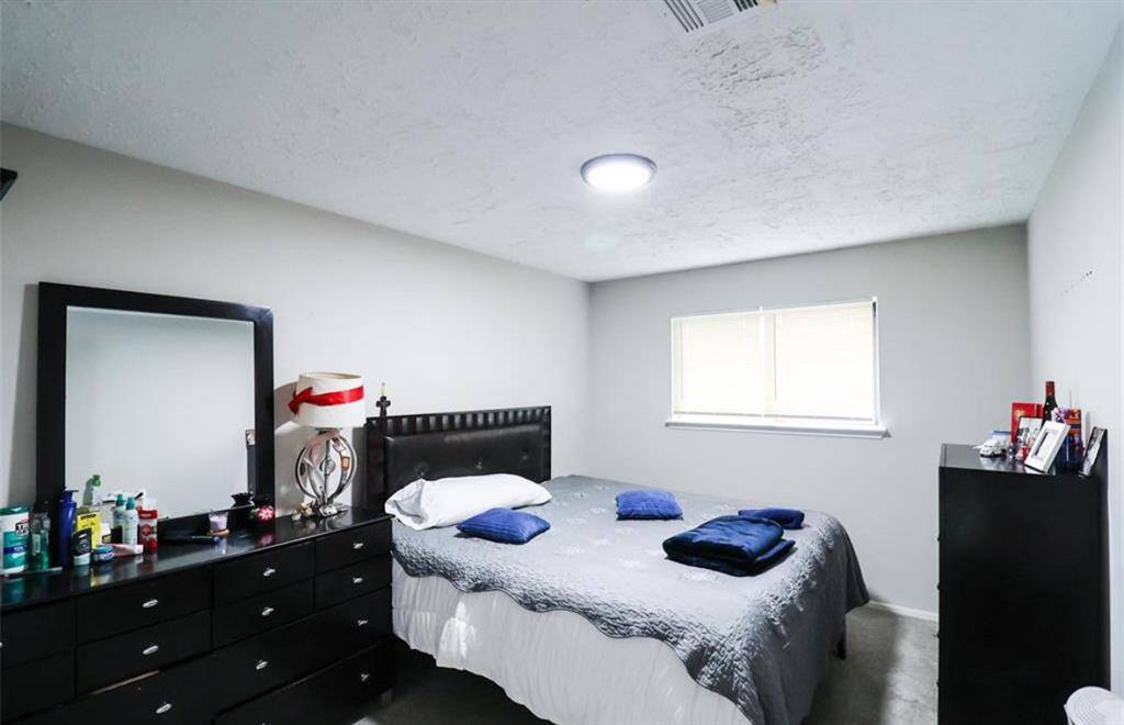 Another view of bedroom #4