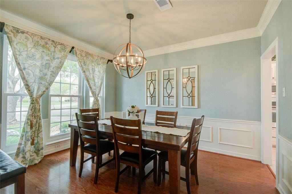 Formal dining room