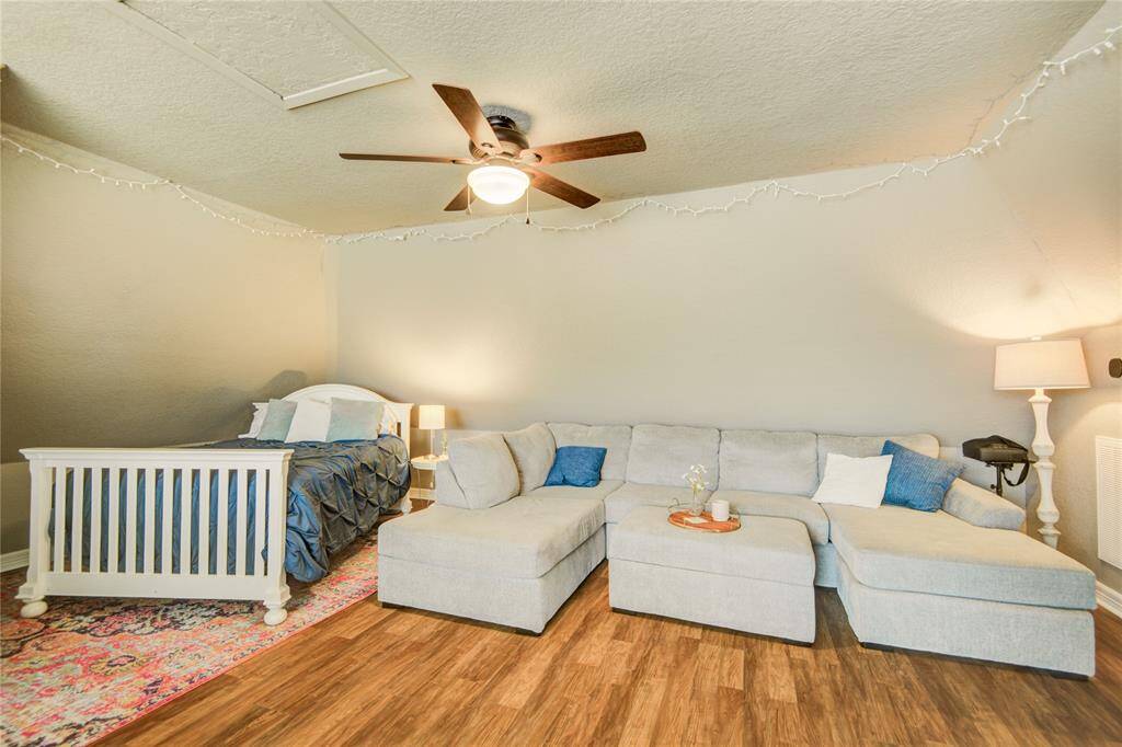 Bonus space above garage